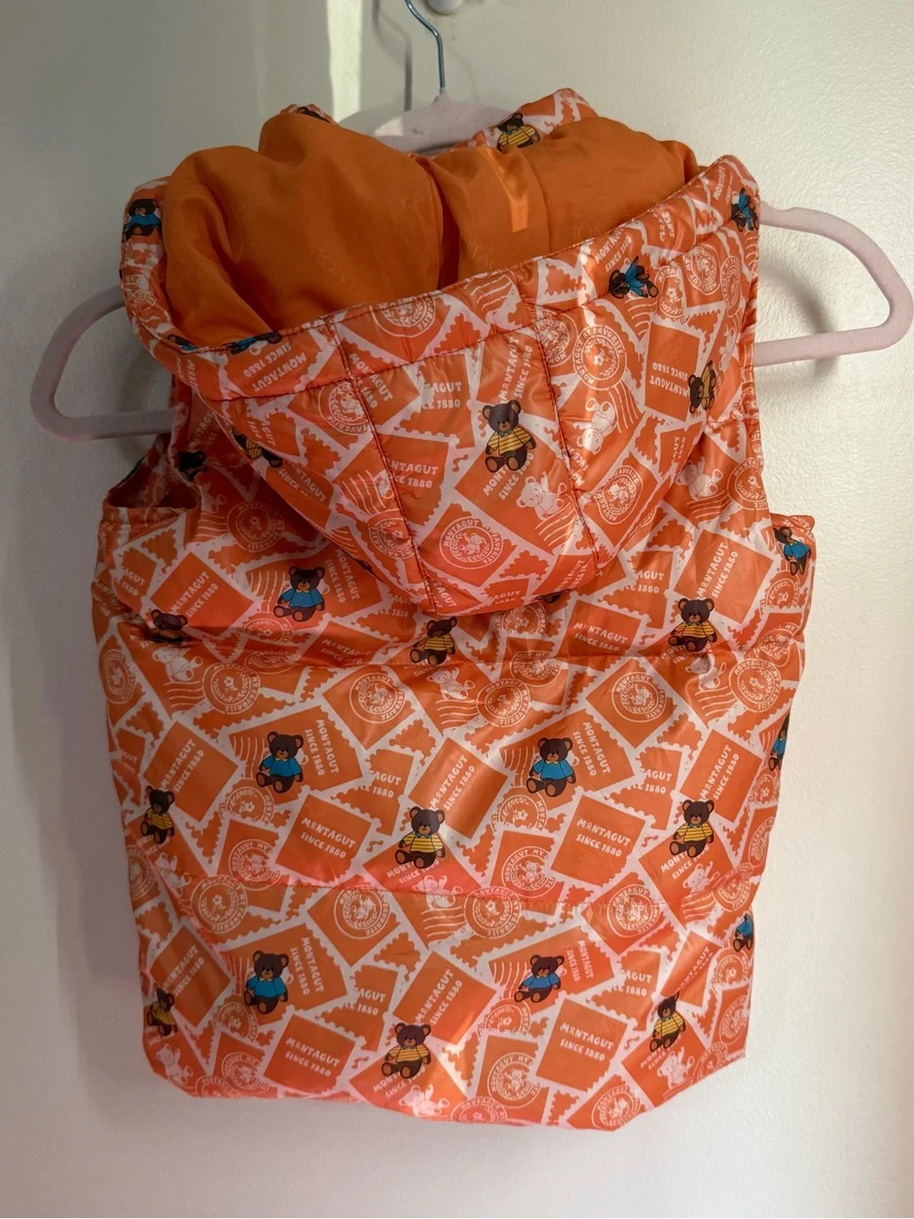 Montagut Snowboard Orange Puffer Vest with Removable Hood Size 120/60CM